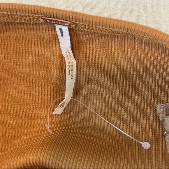 Free People Have My Heart Crop Tank Top
Size XS - Picture 6 of 6